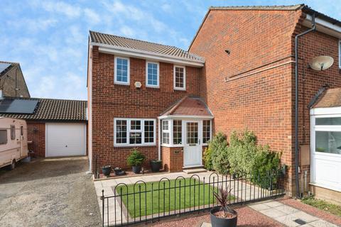 undefined, Arnold Place, Tilbury, Essex, RM18