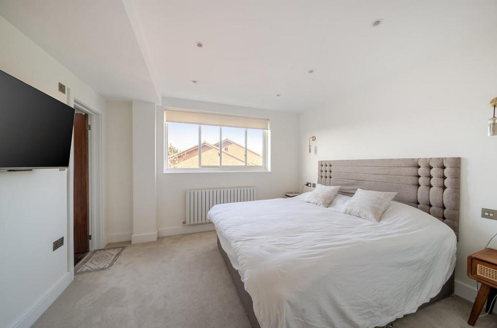 Davidson Frost-Wellings, DFW, Oak Lodge,  Bedroom.