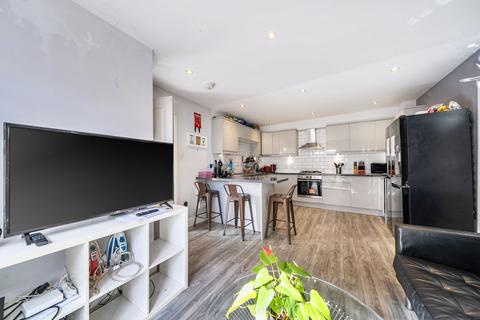 1 bedroom house of multiple occupation to rent, Room 3, 17 Waterbank Road, London, SE6 3DJ