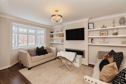 undefined, Treetops Close, Grays, Essex, RM17