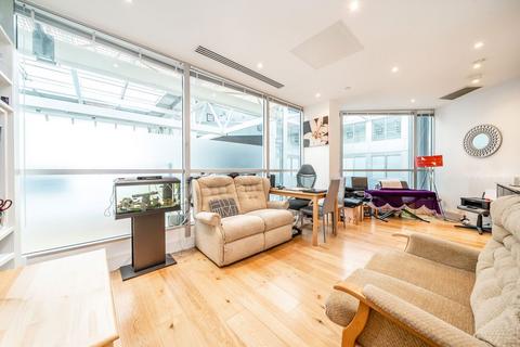 Studio to rent, Staines Road, Hounslow TW3
