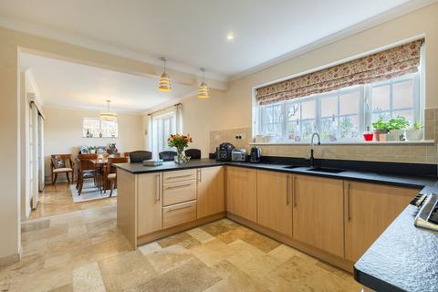 5 bedroom house for sale, Curtis Road, Alton, GU34