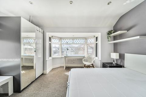 undefined, Room 1, 17 Waterbank Road London SE6 3DJ