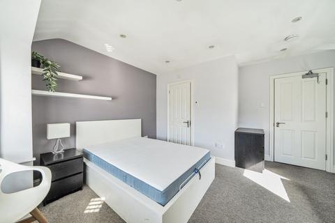 undefined, Room 1, 17 Waterbank Road London SE6 3DJ