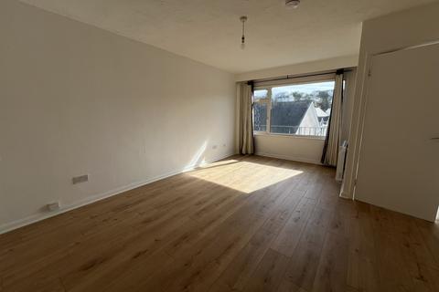 2 bedroom flat to rent, Harbour Court, Milford Street, Saundersfoot