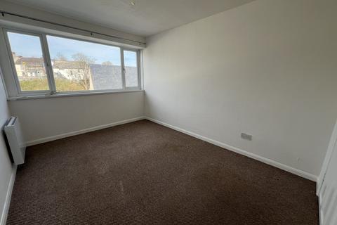 2 bedroom flat to rent, Harbour Court, Milford Street, Saundersfoot