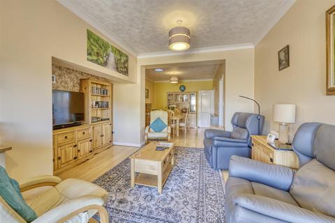 undefined, Vine Hill Drive, Higham Ferrers