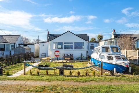 2 bedroom detached bungalow for sale, Little Scratby Crescent, Scratby