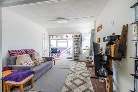 2 bedroom detached bungalow for sale, Little Scratby Crescent, Scratby