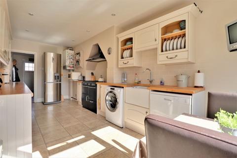 3 bedroom semi-detached house for sale, Crescent Road, Burgess Hill, RH15