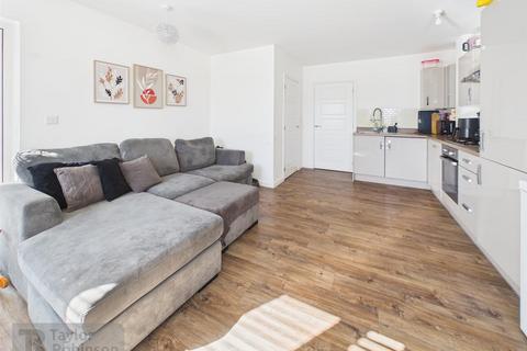 undefined, Bedivere Road, Ifield, Crawley