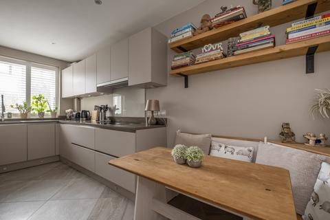 undefined, Clevedon Road, Twickenham, TW1