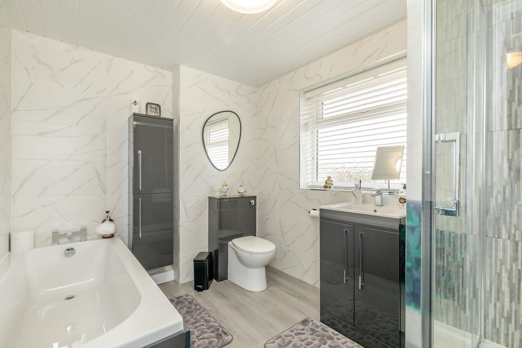 Family bathroom