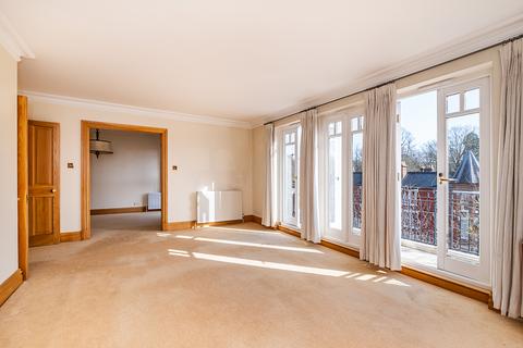 undefined, Clevedon Road, Twickenham, TW1