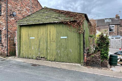 undefined, New Road, Driffield