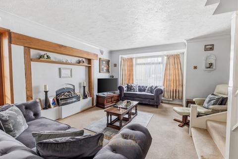 3 bedroom terraced house for sale, Pine Gardens, Horley RH6