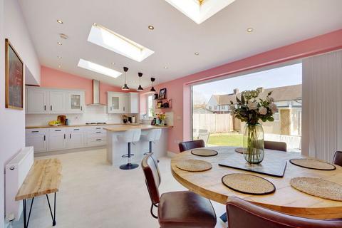 3 bedroom end of terrace house for sale, Raymond Road, Beckenham BR3