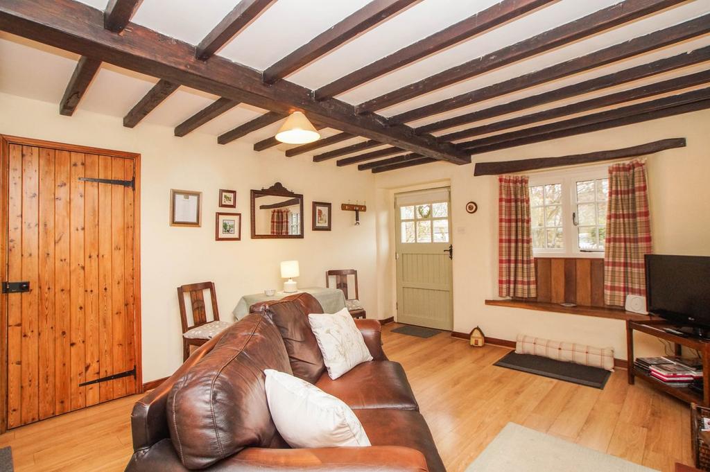 Open Plan Lounge &amp; Dining Kitchen