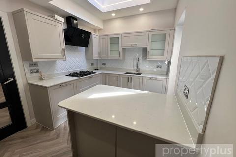 3 bedroom terraced house for sale, Albany Street, Ferndale, Rhondda Cynon Taff, CF43