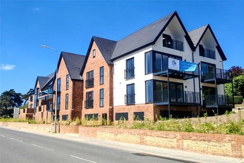 2 bedroom apartment to rent, Seabrook Road, Hythe, Kent, CT21