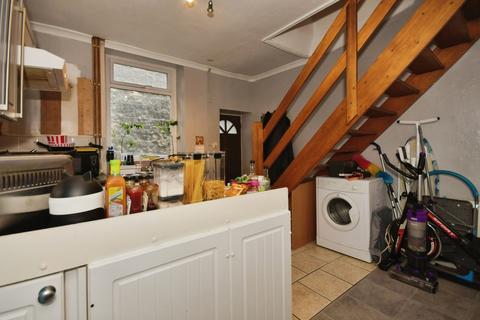 3 bedroom end of terrace house for sale, Fairfield Road, Buxton, Derbyshire, SK17
