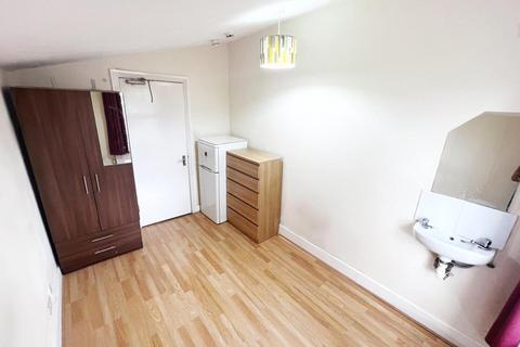 House share to rent, Talbot Road, Thornton Heath, CR7 8SE