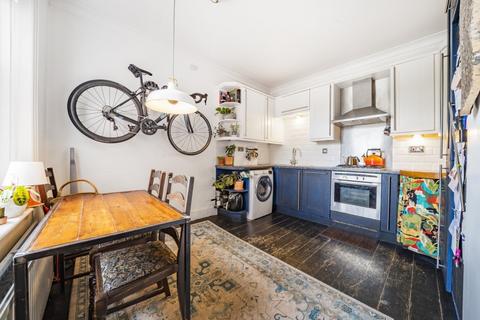 1 bedroom flat for sale, Worple Road, Wimbledon, London, SW19