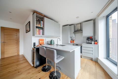 2 bedroom flat for sale, Gressenhall Road, Putney, London, SW18