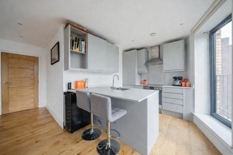 2 bedroom flat for sale, Gressenhall Road, Putney, London, SW18