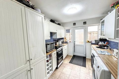 3 bedroom detached bungalow for sale, Lon Derw, Abergele, Conwy, LL22 7EA