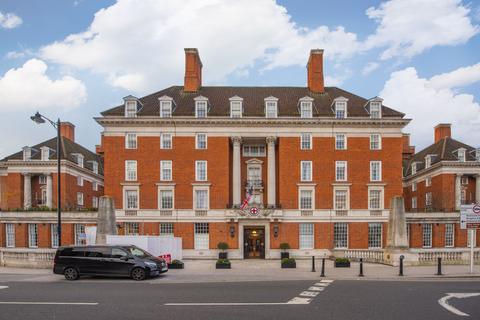 undefined, Richmond Hill, Richmond, TW10