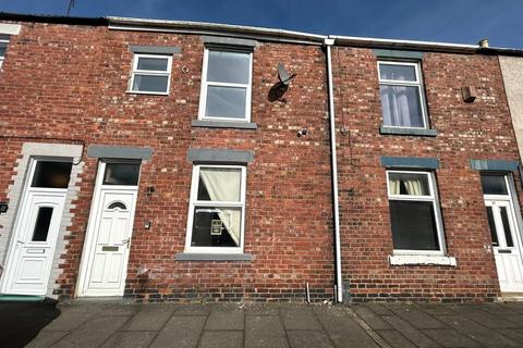 2 bedroom terraced house to rent, Johnson Street, Eldon Lane, Bishop Auckland, Durham, DL14