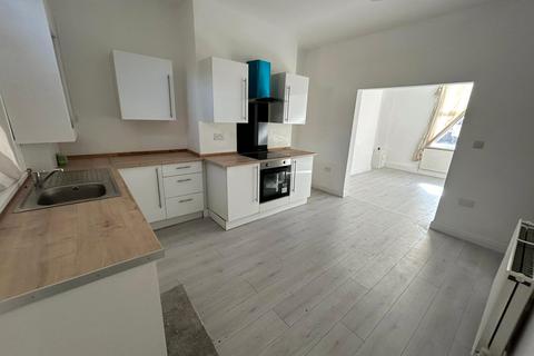 2 bedroom terraced house to rent, Johnson Street, Eldon Lane, Bishop Auckland, Durham, DL14