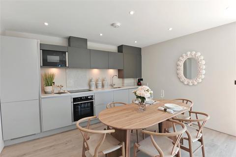 2 bedroom apartment to rent, Seabrook Road, Hythe, Kent, CT21