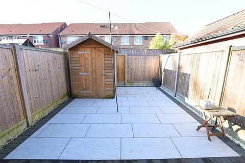 undefined, Cornflower Close, Grimsby DN41