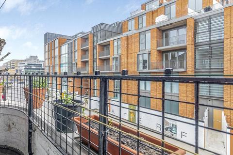 5 bedroom flat for sale, Carnwath Road, London, SW6