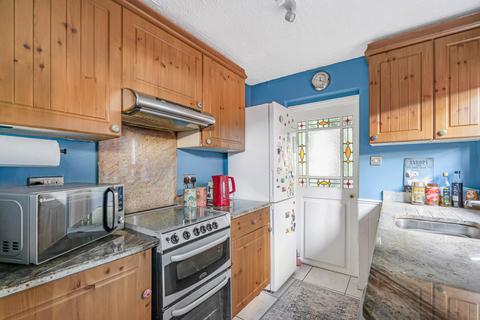 undefined, Love Lane, London, SE25
