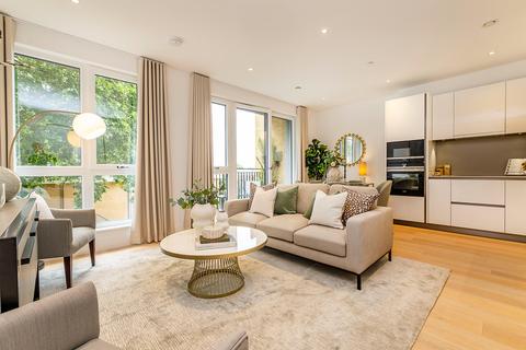 2 bedroom flat for sale, Carlton House, Teddington Riverside, London, TW11