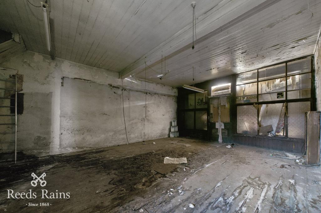 Ground Floor 21