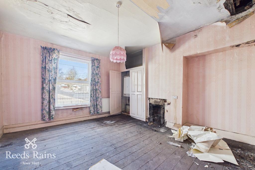 Bedroom One 19