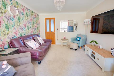 undefined, BITTERNE! EXTENDED ACCOMMODATION! BEAUTIFULLY PRESENTED!