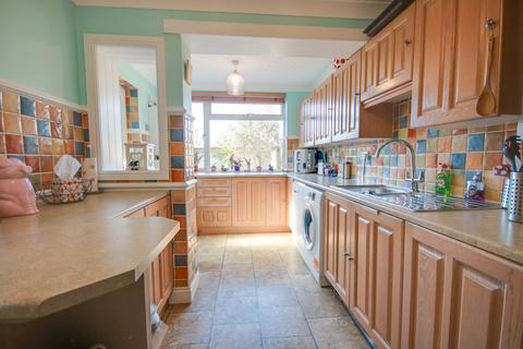 undefined, BITTERNE! EXTENDED ACCOMMODATION! BEAUTIFULLY PRESENTED!