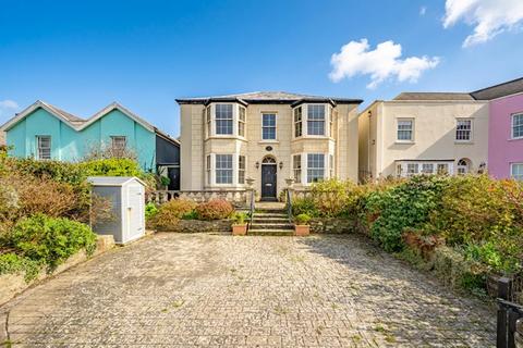 undefined, The Beach, Clevedon, Somerset, BS21