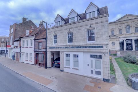1 bedroom apartment to rent, Easton Street, Buckinghamshire HP11