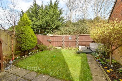 undefined, Linnet Close, Newport PO30