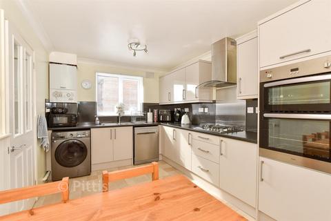 undefined, Linnet Close, Newport PO30