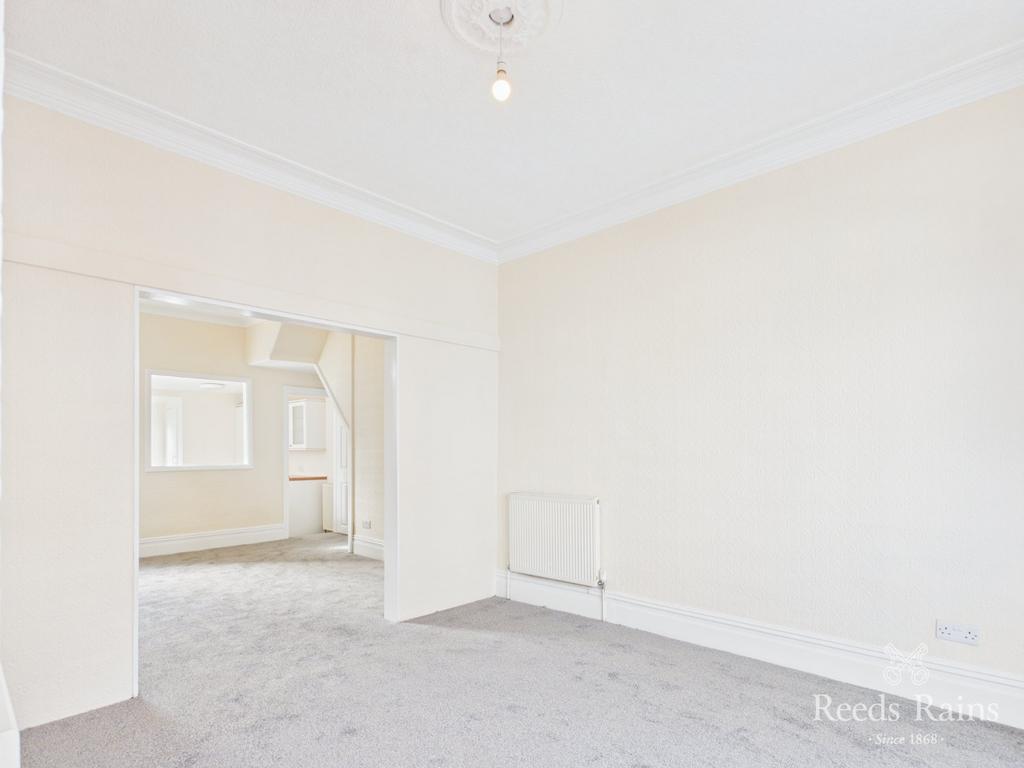 Living/Dining Area