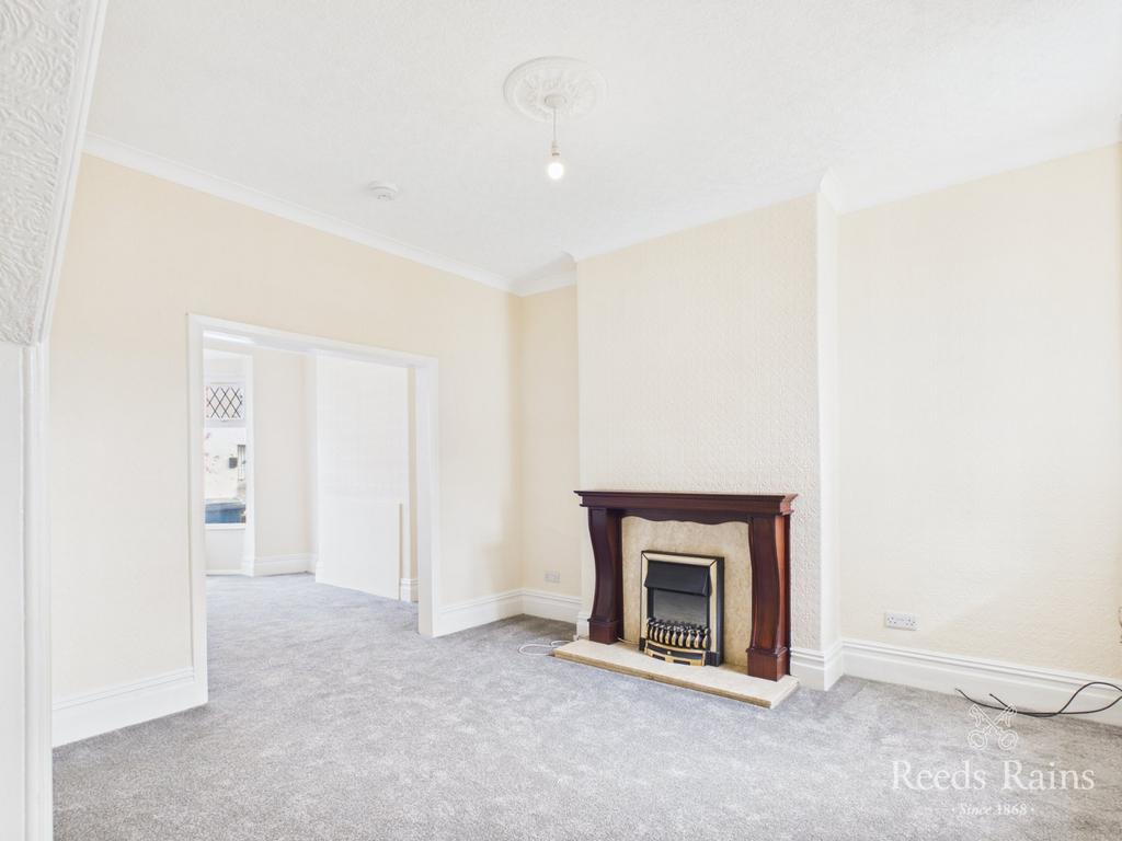 Living/Dining Area