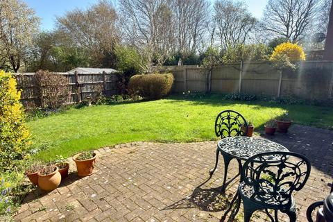 undefined, Courtney Close, Tewkesbury GL20