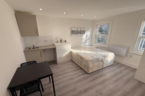 undefined, Kings Road,  Reading,  RG1